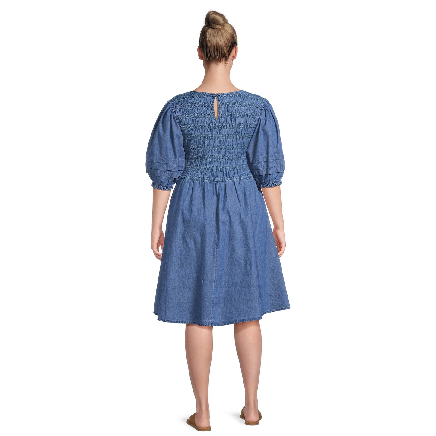 Terra & Sky Women's Plus Smocked Dress with Puff Sleeves